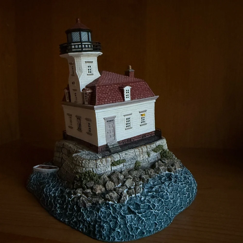 Esopus Meadows NY  Lighthouse Model. HARBOUR LIGHTS COLLECTION‎ - #231